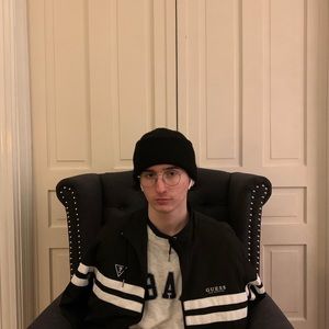 Meet your Posher, Rowan